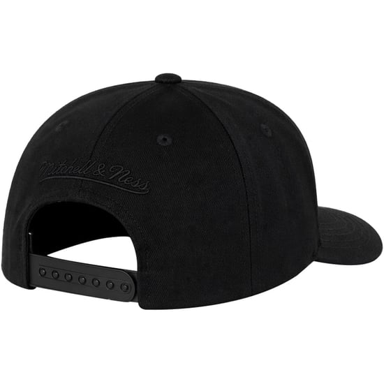 Mitchell & Ness NBA Chicago Bulls Deboss Black Cap - Image 2