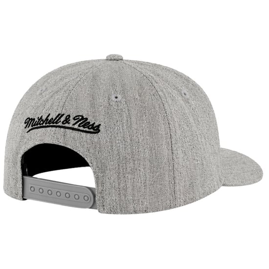 Mitchell & Ness NBA Chicago Bulls Outline Logo Grey Cap - Image 2