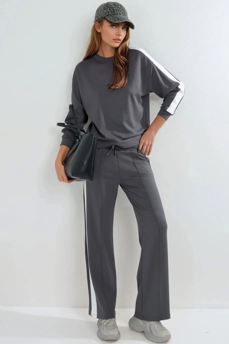 Modal Touch Regular Fit Sweater & Broek Set - Image 1