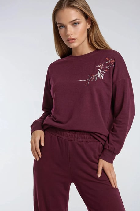 Broderad sweatshirt med rundad hals och byxor med rak ben, tvådelat set - Image 2