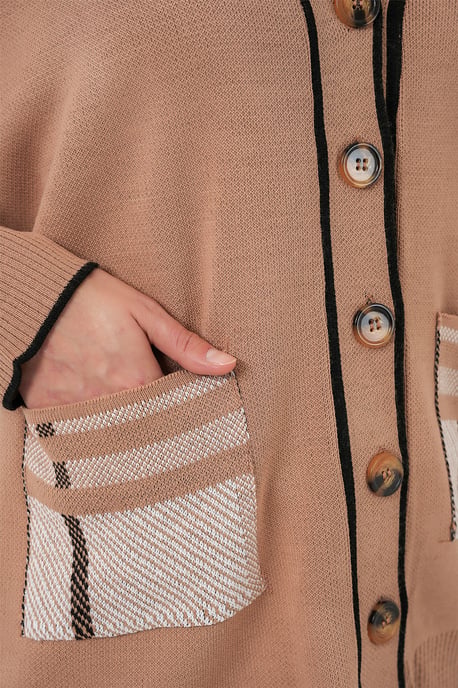 Fickdetaljerad V-ringad cardigan och vida byxor set - Image 5