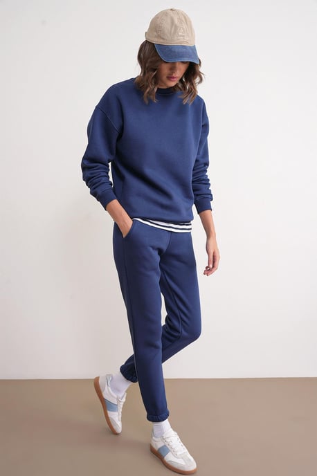 Basis Sweatshirt och Jogger Tvådelat Set - Image 3
