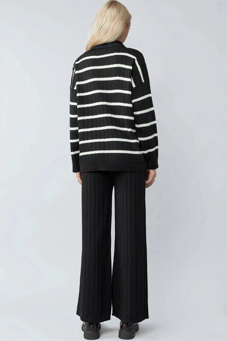 Randig stickad set med polo-krage - Image 3