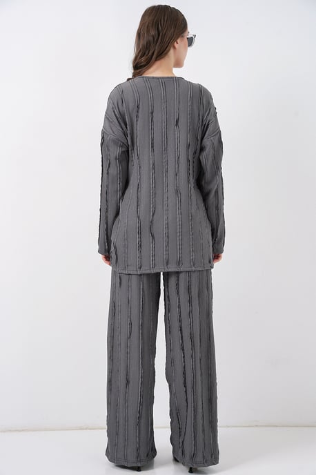 Texturerad V-ringad kimono med knyt-detalj och vida byxor set - Image 6