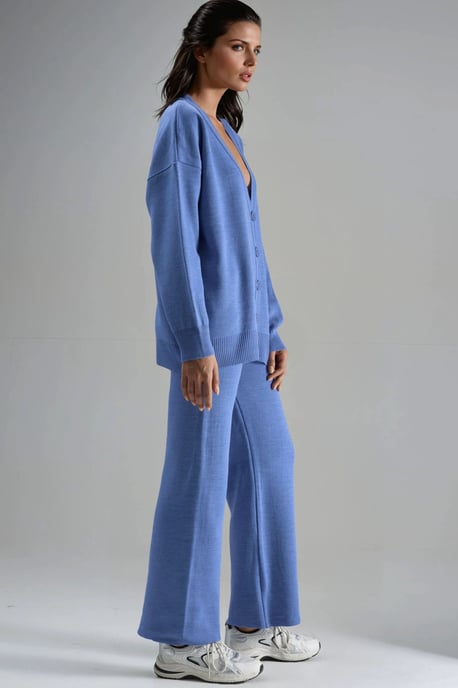 V-hals Cardigan en Wijde Pantalon Gebreide Set - Image 3