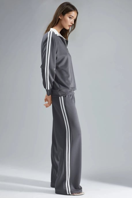 Modal Touch Brede Pijpen Gestreepte Tweedelige Co-ord Set met Ritskraag - Image 2