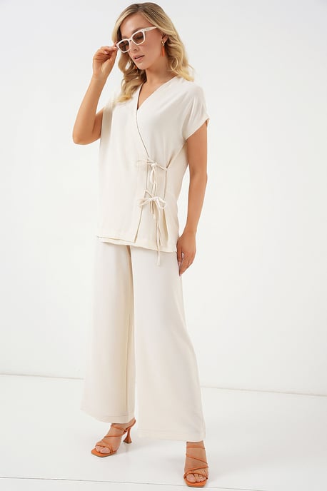 V-hals Textuur Twee-Stuks Co-ord Set - Image 4