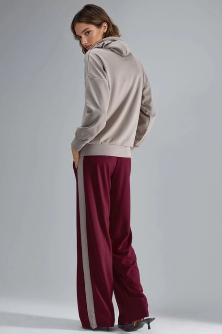 Modal Touch Huvtröja Med Broderi Långt Bredt Ben Tvådelat Set - Image 3