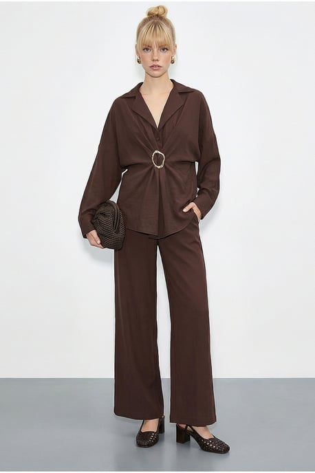 Oversized Button-Up Shirt en Wijde Pantalon Set - Image 4