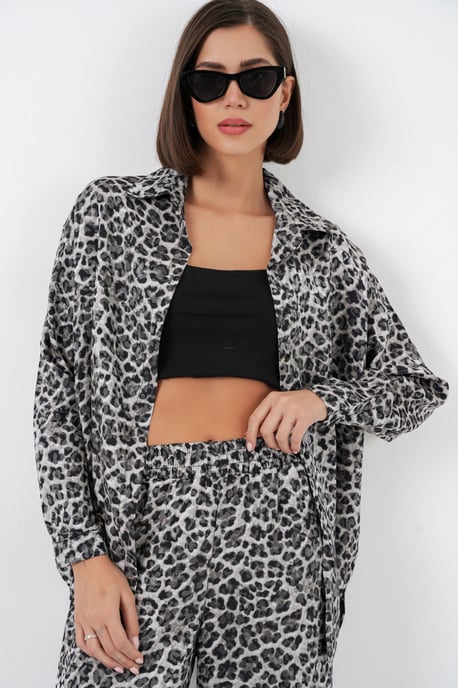 Leopardtryck Knapp-Up Skjorta och Vida Byxor Satäng Tvådelad Set - Image 2