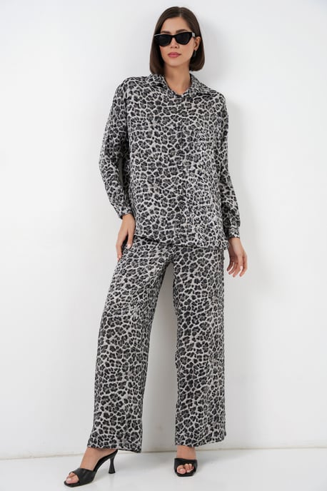 Leopardtryck Knapp-Up Skjorta och Vida Byxor Satäng Tvådelad Set - Image 4