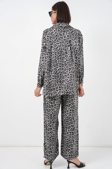 Leopardtryck Knapp-Up Skjorta och Vida Byxor Satäng Tvådelad Set - Image 6