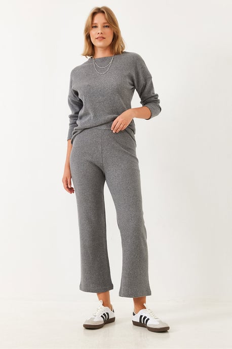 Ribbad Texturerad Crew-Neck Tröja och Byxor Set - Image 6