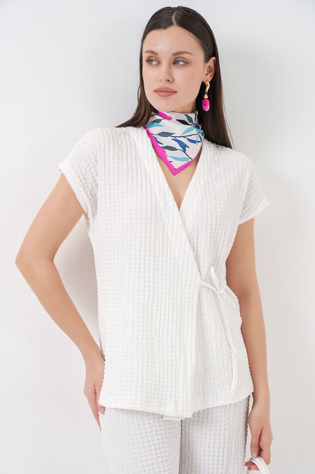 Textured V-Neck Tie Detail Two-Piece Coord Set - Image 3