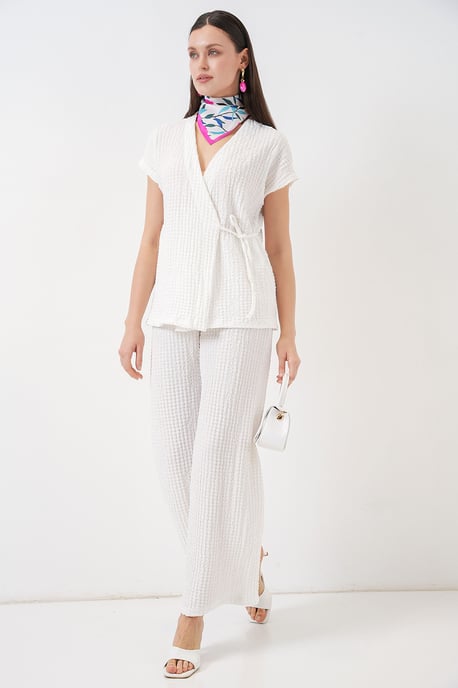 Textured V-Neck Tie Detail Two-Piece Coord Set - Image 6