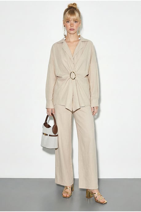Oversized Button-Up Shirt en Wijde Pantalon Set - Image 1