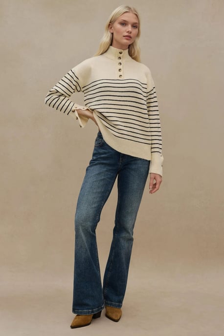 Knitted Sweater met Knopenkraag - Image 6