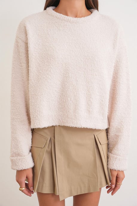 Plush Textured Crop Knit Sweater - Image 4