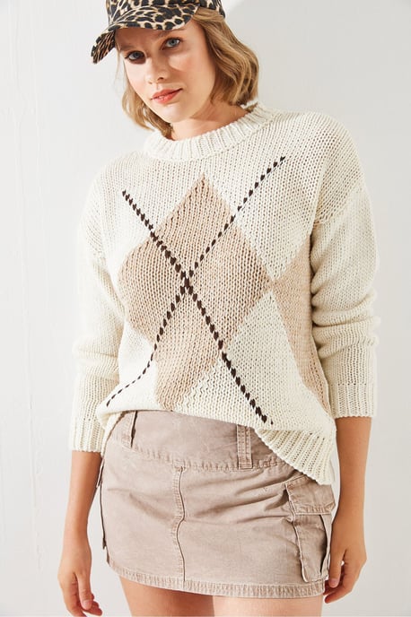 Geometric Pattern Knit Sweater with Crew Neck - Image 4