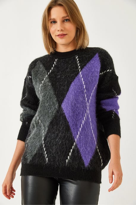 Oversized Diamond Printed Sweater - Image 1