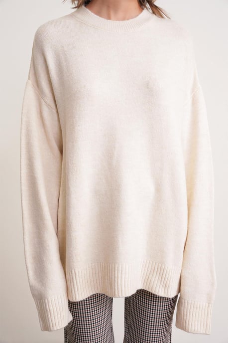 Oversized Knitwear Sweater - Image 5