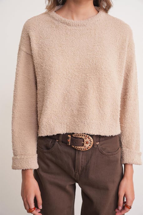 Plush Textured Crop Knit Sweater - Image 3