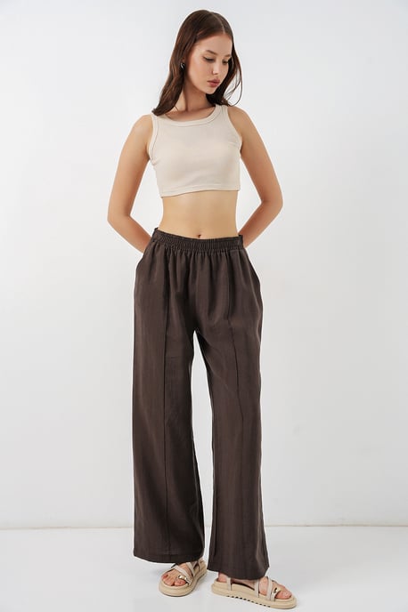 Wijdere Broek met Elastische Taille - Image 3