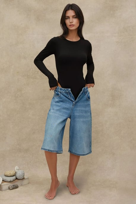 Slim Fit Crew Neck Romper - Image 4