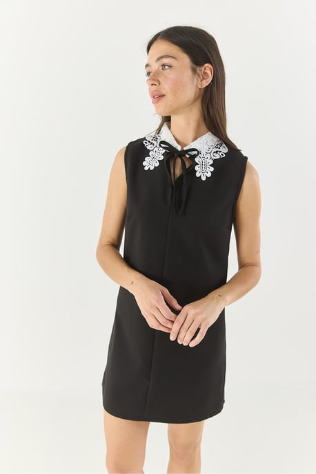 Crepe Midi-klänning med knappstängning - Image 4
