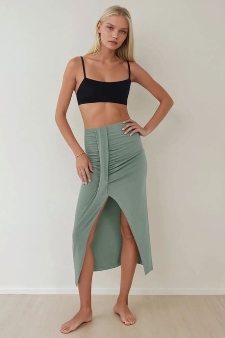 Högmidjad Bodycon Draperad Maxikjol - Image 2