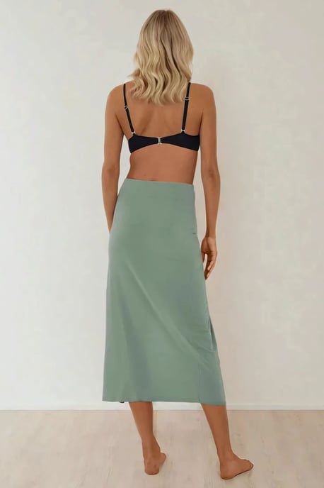 Högmidjad Bodycon Draperad Maxikjol - Image 6