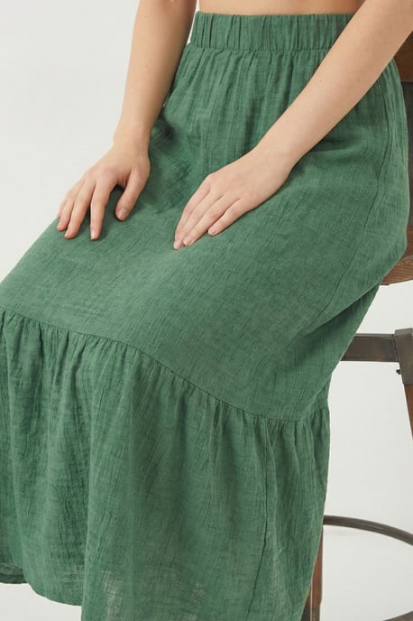 Texturerad Maxi Stickad Kjol med Elastisk Midja - Image 5