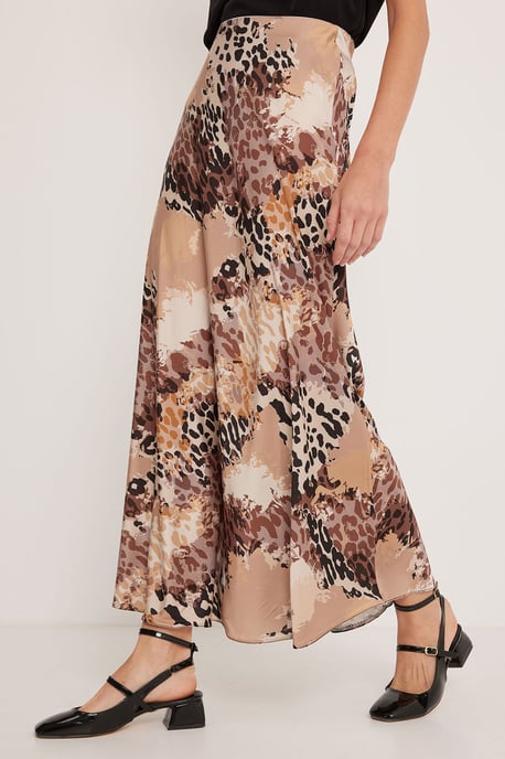 Maxi Satin Kjol med Foder - Image 3