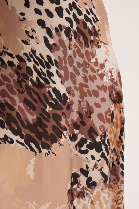 Maxi Satin Kjol med Foder - Image 4