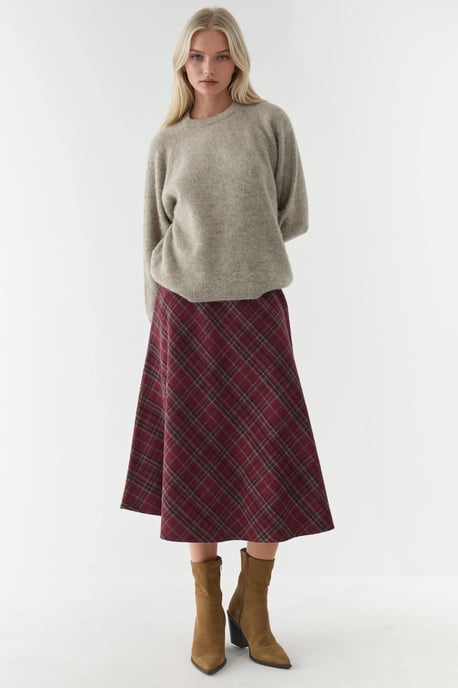 Maxi A-Line Skirt with Zipper Closure - Image 2