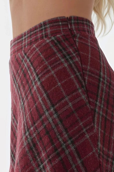 Maxi A-Line Skirt with Zipper Closure - Image 5