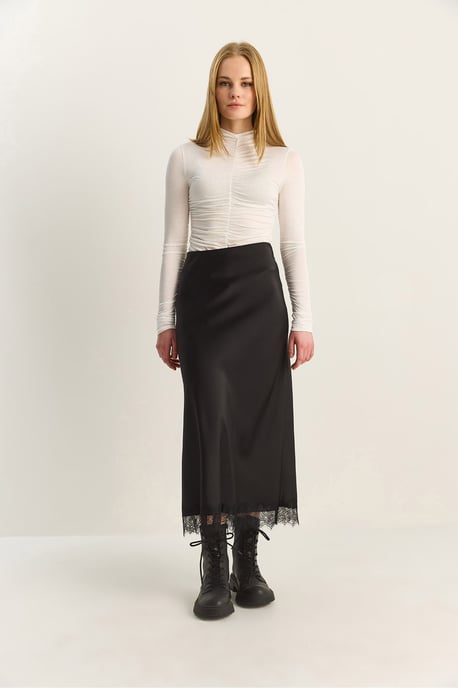 Högmidjad Satin A-Linje Maxi Kjol - Image 5