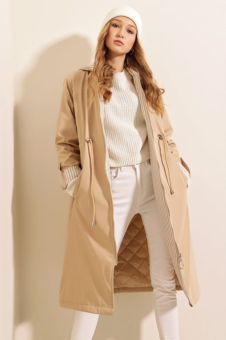 Gestrikte Lange Trenchcoat met Capuchon en Touwsluiting in de Taille - Image 5