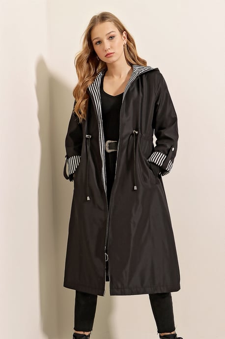 Gekruiste Gestreepte Lange Trenchcoat met Taillekoord - Image 1
