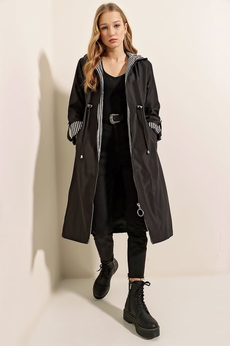 Gekruiste Gestreepte Lange Trenchcoat met Taillekoord - Image 2