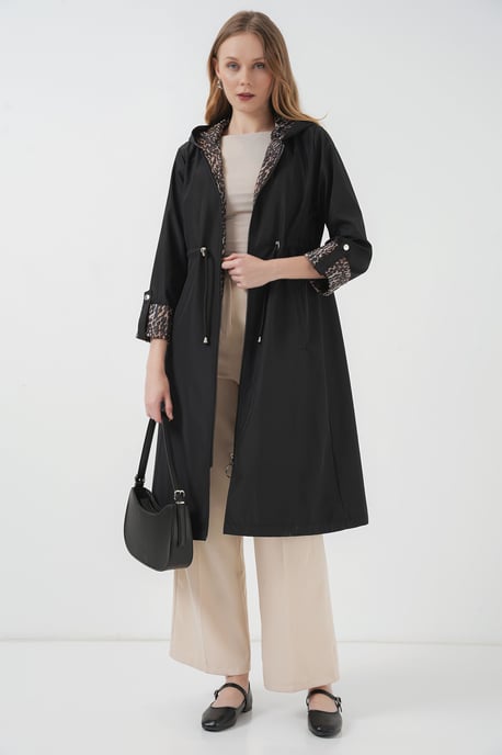 Hooded randig lång trenchcoat med dragsko i midjan - Image 2
