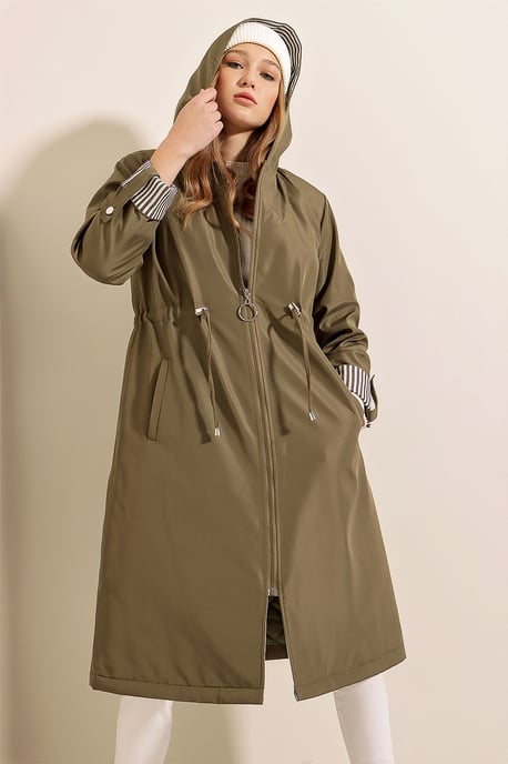 Hooded randig lång trenchcoat med dragsko i midjan - Image 5