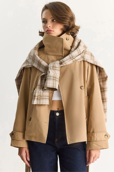 Oversized Buttoned Trenchcoat - Image 1