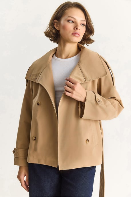 Oversized Buttoned Trenchcoat - Image 4