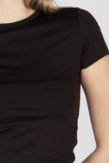 Crew Neck Basic T-shirt - Image 5