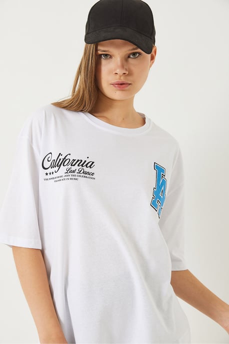 Överdimensionerad T-shirt med rund hals i bomull med tryck på ryggen - Image 4