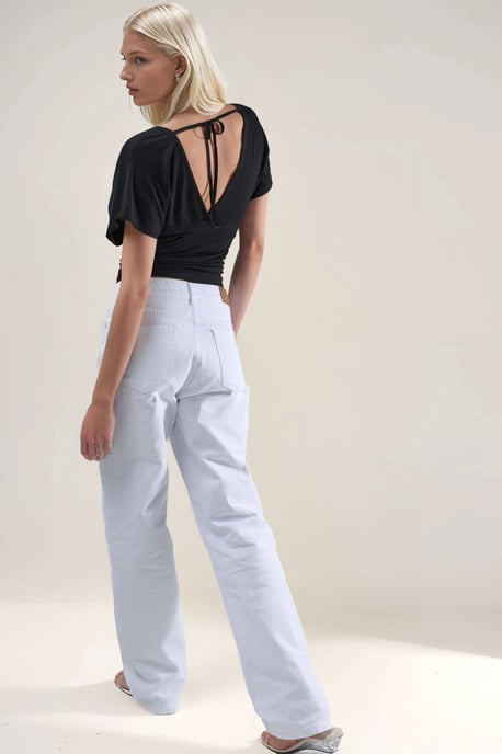 Ruched V-Neck T-Shirt - Image 4