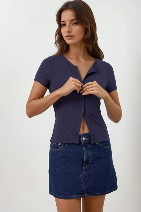 Texturerad Knappad Stickad Topp - Image 5