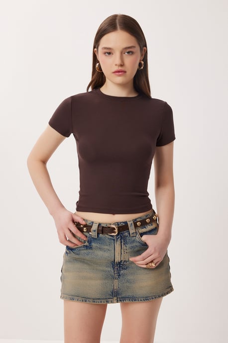 Slim Fit Crew Neck Crop 2-Pack T-shirt - Image 2
