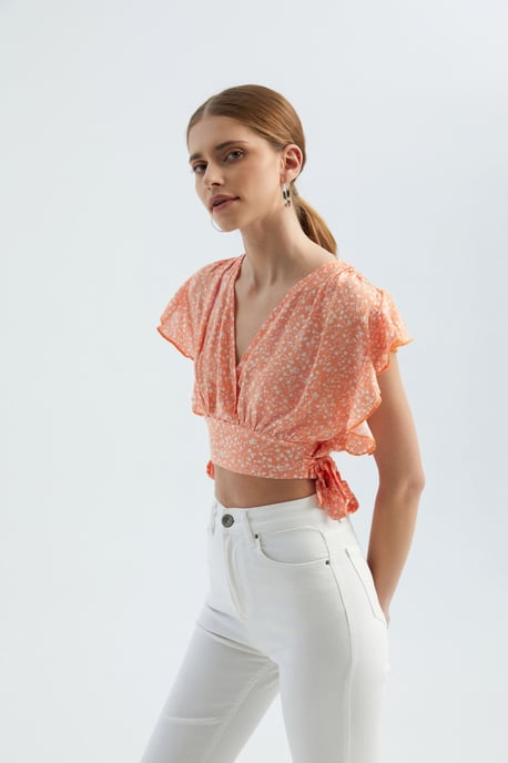 Floral V Neck Tie Side Crop Top - Image 4